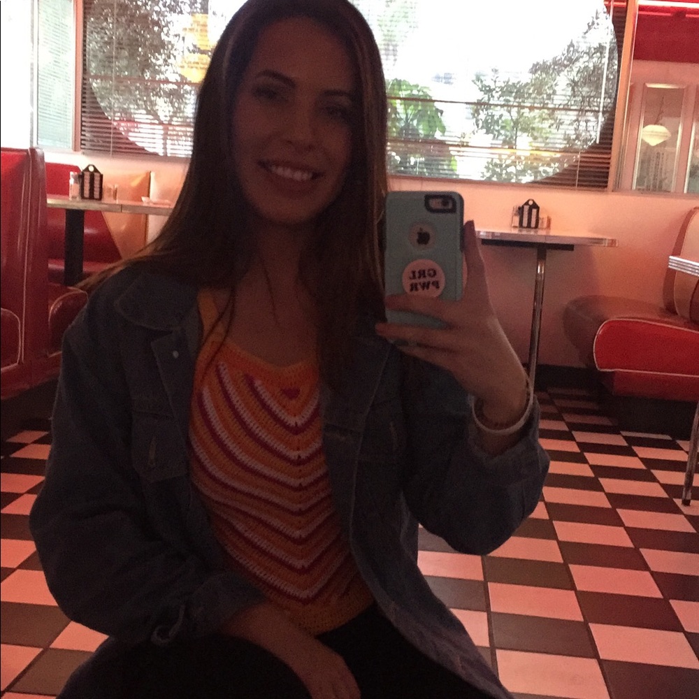 Meet your Posher, Carolina